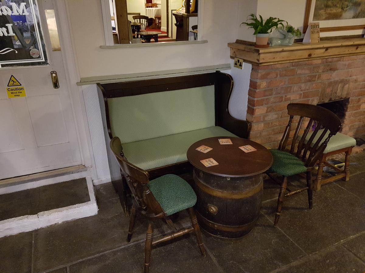 The Marston Inn Yeovil Esterno foto